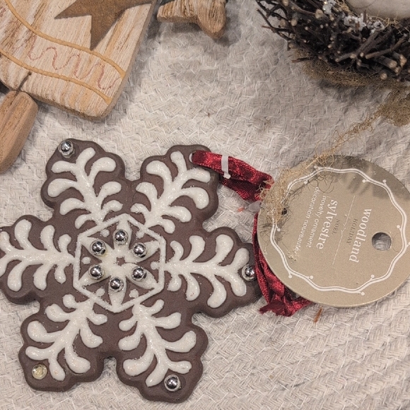 Martha Stewart Wooden Angel and Snowflake Ornament Set - Picture 4 of 8